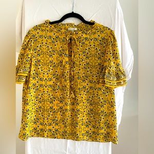 Max Studio yellow floral short sleeve blouse.  Size  XL